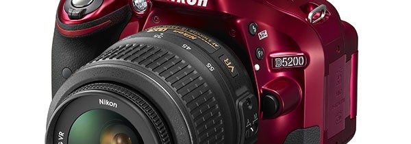 Nikon D5200 представлен официально